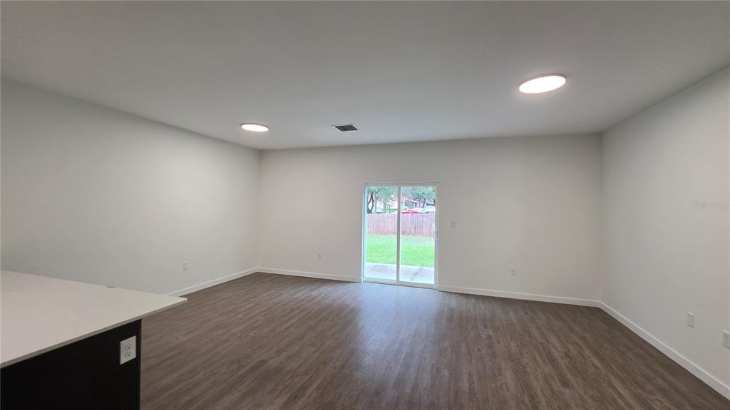 1589 NW 29TH ROAD UNIT 7, GAINESVILLE, FL — photo 3 of 21