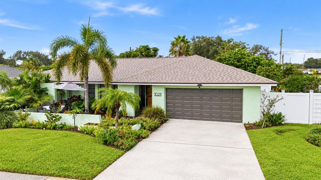 10211 139TH STREET, LARGO, FL — photo 3 of 30
