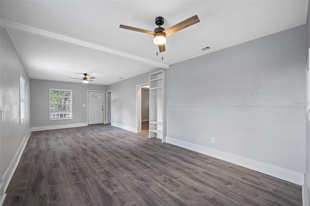 4908 N 15TH STREET, TAMPA, FL — photo 5 of 24