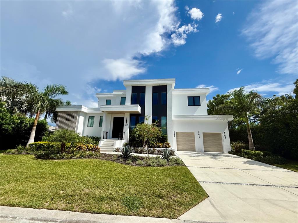 510 GOLF LINKS LANE, LONGBOAT KEY, FL — photo 2 of 30