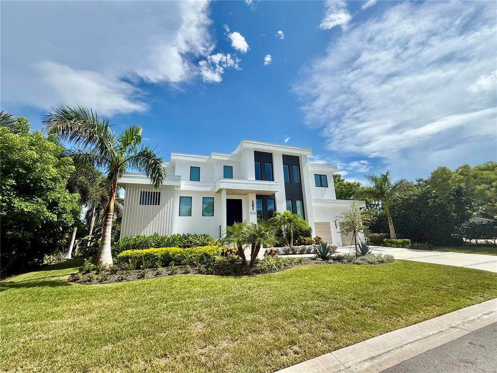 510 GOLF LINKS LANE, LONGBOAT KEY, FL — photo 3 of 30