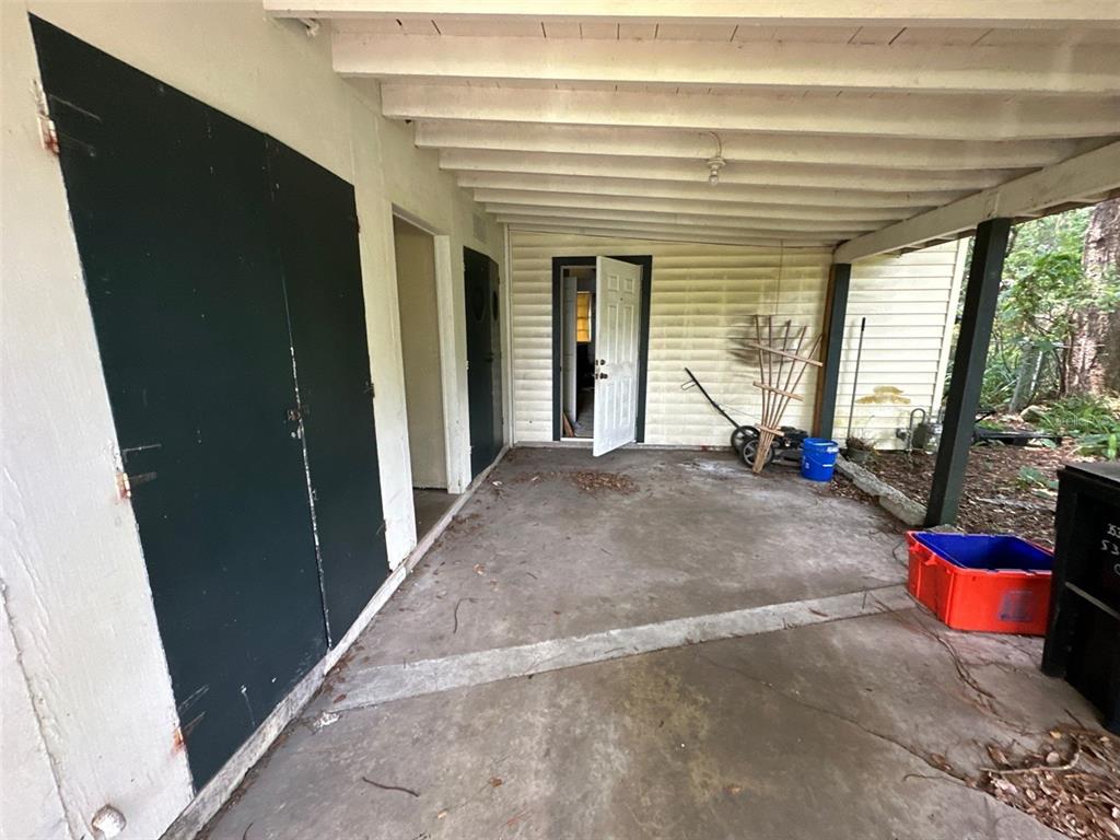 2002 NE 7TH TERRACE, GAINESVILLE, FL — photo 4 of 5