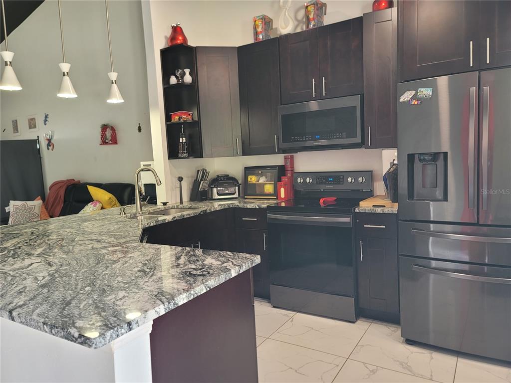 1709 RIVERS EDGE DRIVE, ORLANDO, FL — photo 2 of 18