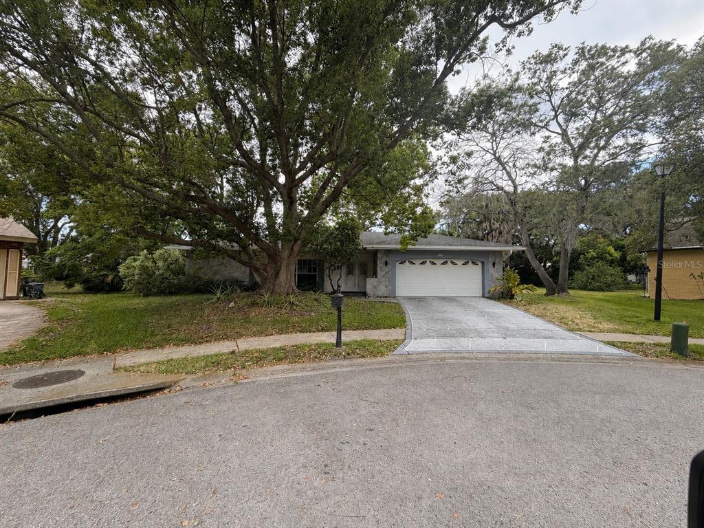8108 RUMFORD COURT