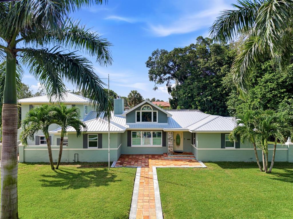 6930 BOUGAINVILLA AVENUE S, ST PETERSBURG, FL — photo 5 of 30