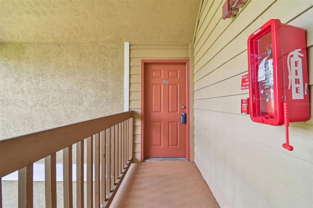 9481 HIGHLAND OAK DRIVE UNIT 1615, TAMPA, FL — photo 4 of 30