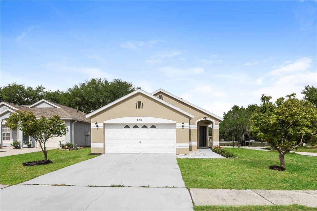 208 SUMMER SAILS DRIVE