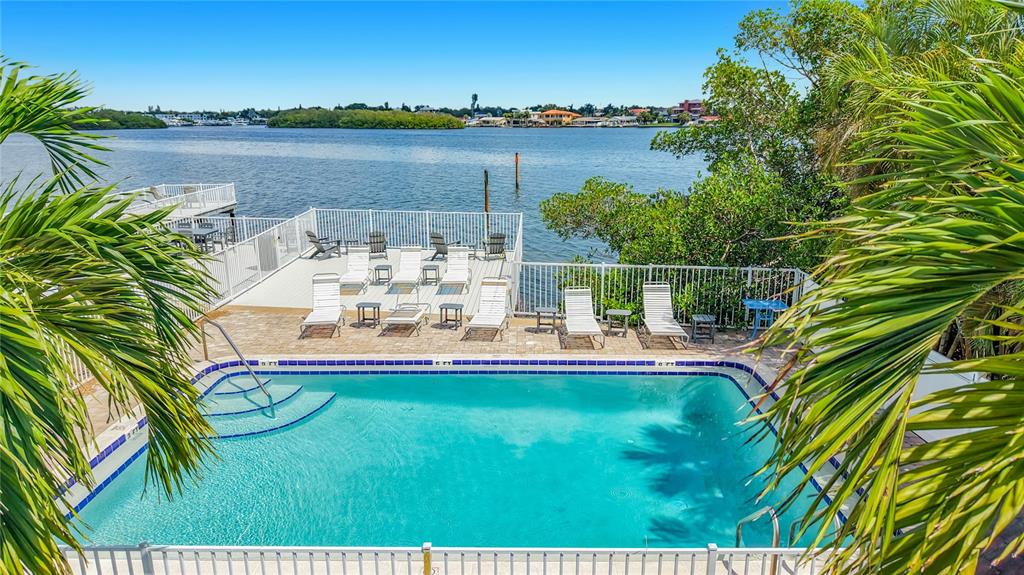 1859 SHORE DRIVE S UNIT 303, SOUTH PASADENA, FL — photo 3 of 41