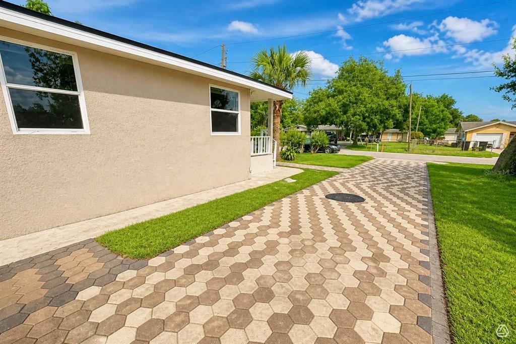 430 3RD STREET, OCOEE, FL — photo 2 of 11