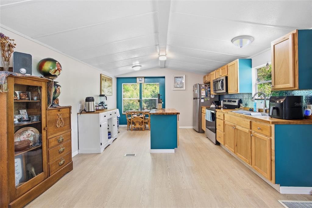 2412 NW 116TH PLACE