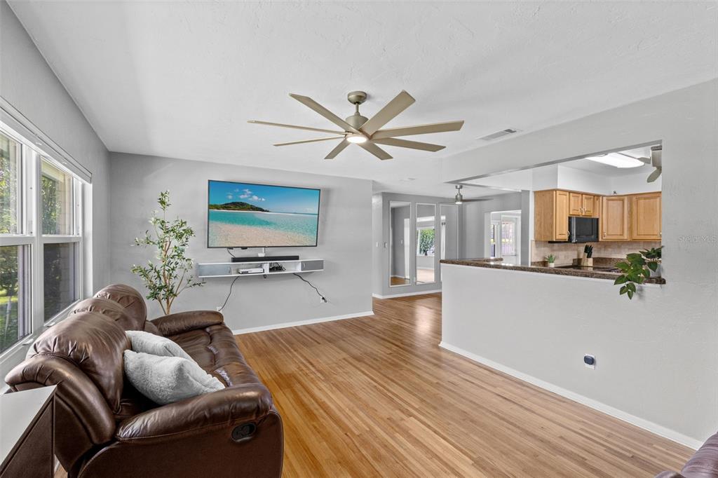 828 OVERHILL ROAD, DELAND, FL — photo 4 of 30