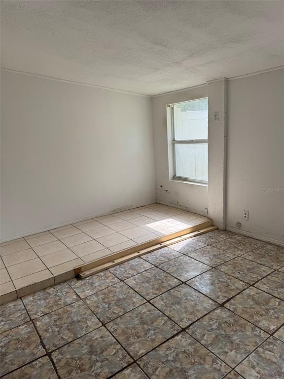3033 KAREN AVENUE, LARGO, FL — photo 3 of 13
