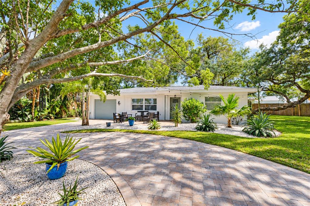 200 LAGOON DRIVE, PALM HARBOR, FL — photo 2 of 30
