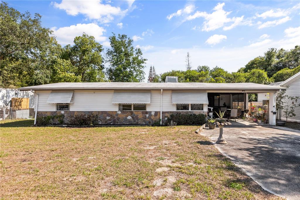 1520 PARK DRIVE