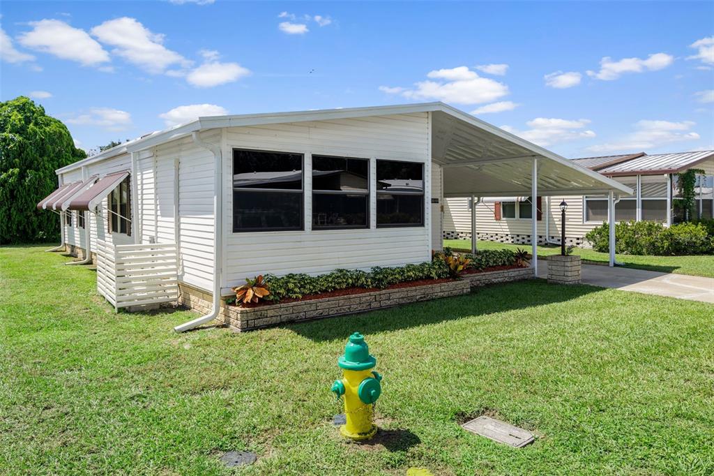 35106 MCCULLOUGHS LEAP, ZEPHYRHILLS, FL — photo 2 of 30