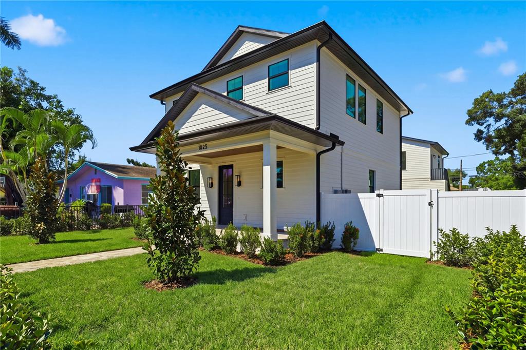 1025 MELROSE AVENUE S, ST PETERSBURG, FL — photo 3 of 48