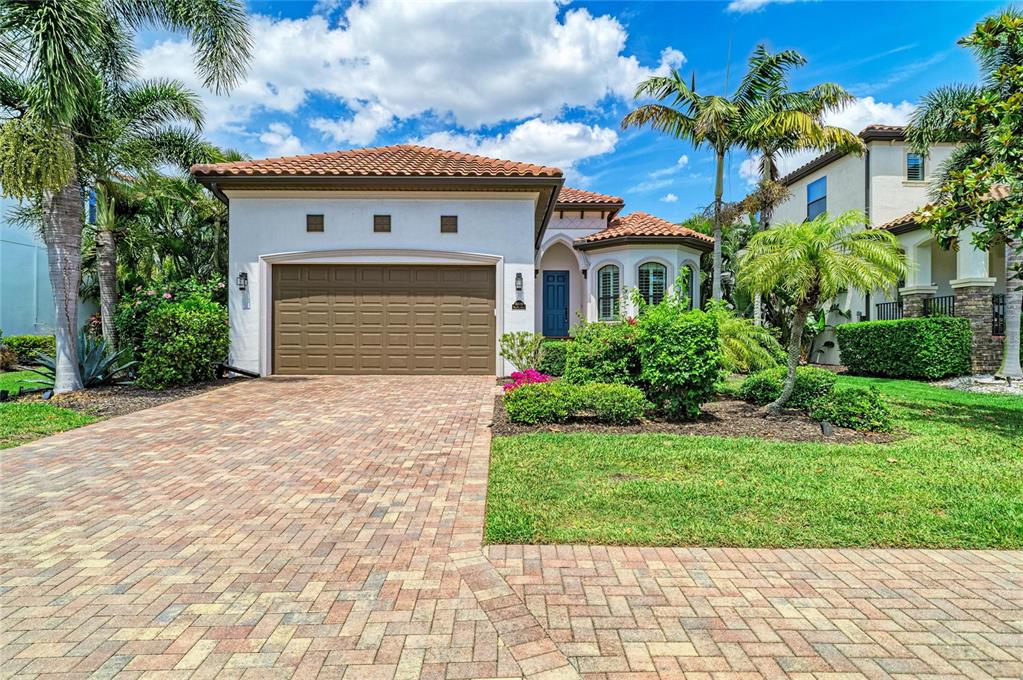 5819 TITLE ROW DRIVE