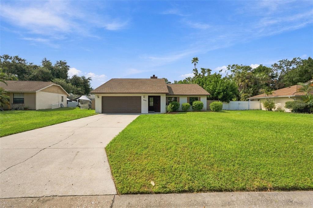 2328 SPRING OAKS CIRCLE, SARASOTA, FL — photo 4 of 30