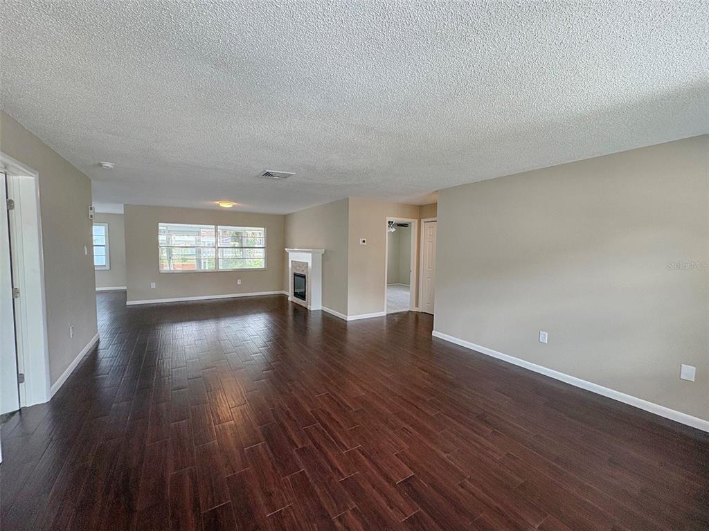 6437 JENNY DRIVE, LAKE WALES, FL — photo 3 of 28