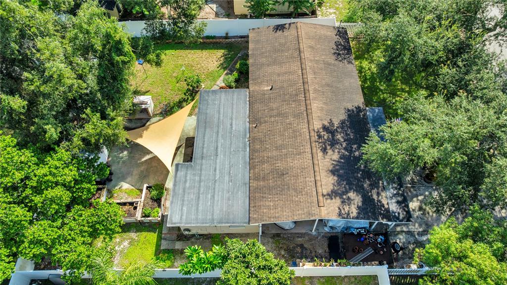 1104 E LAMBRIGHT ST, TAMPA, FL — photo 4 of 30