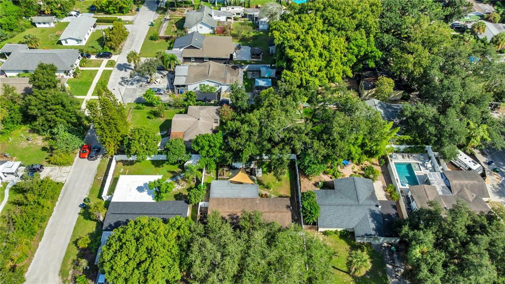 1104 E LAMBRIGHT ST, TAMPA, FL — photo 5 of 30