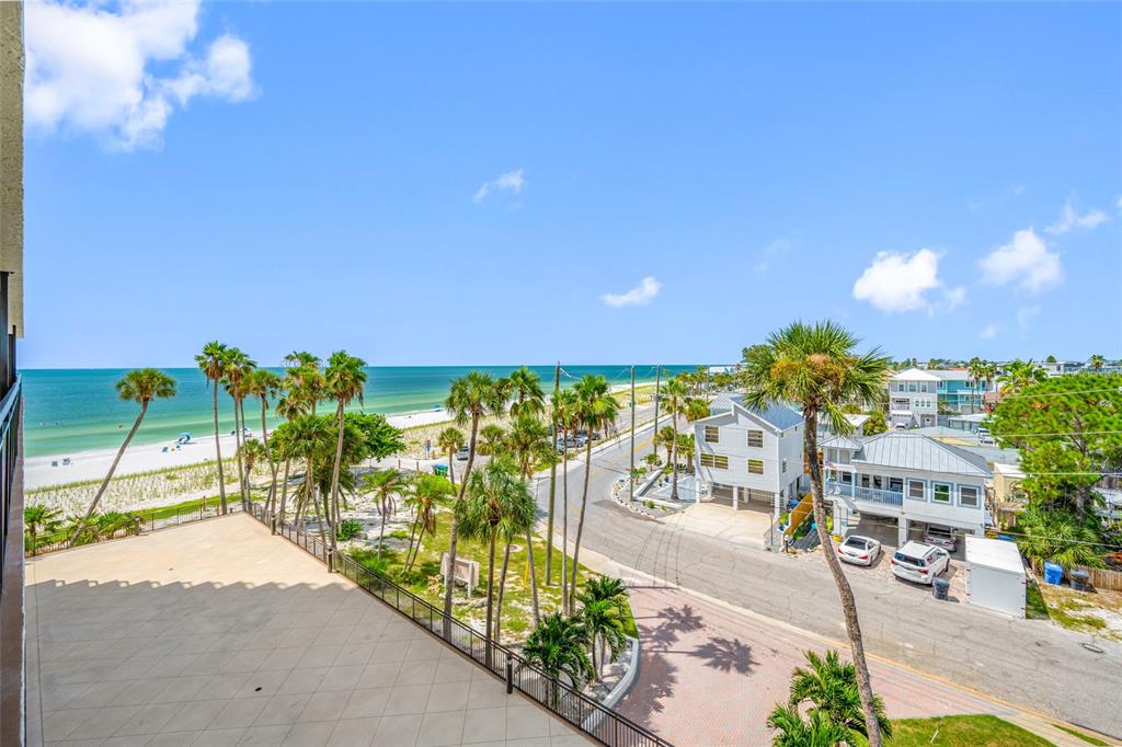 7650 BAYSHORE DRIVE UNIT 406, TREASURE ISLAND, FL — photo 3 of 30