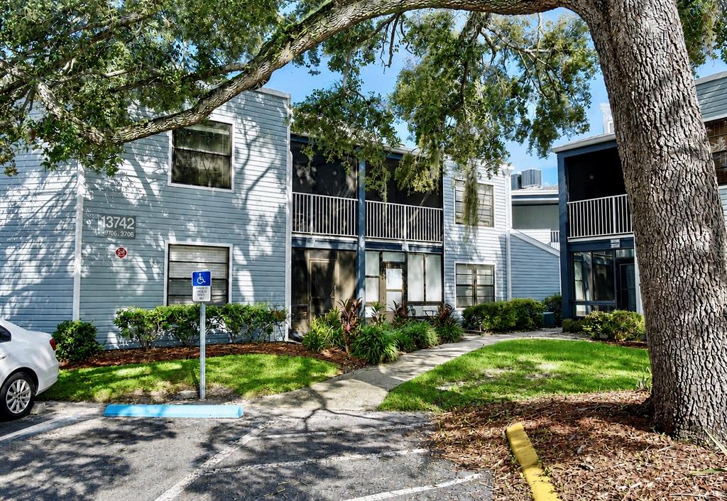 3712 SOUTHPOINTE DRIVE UNIT U6