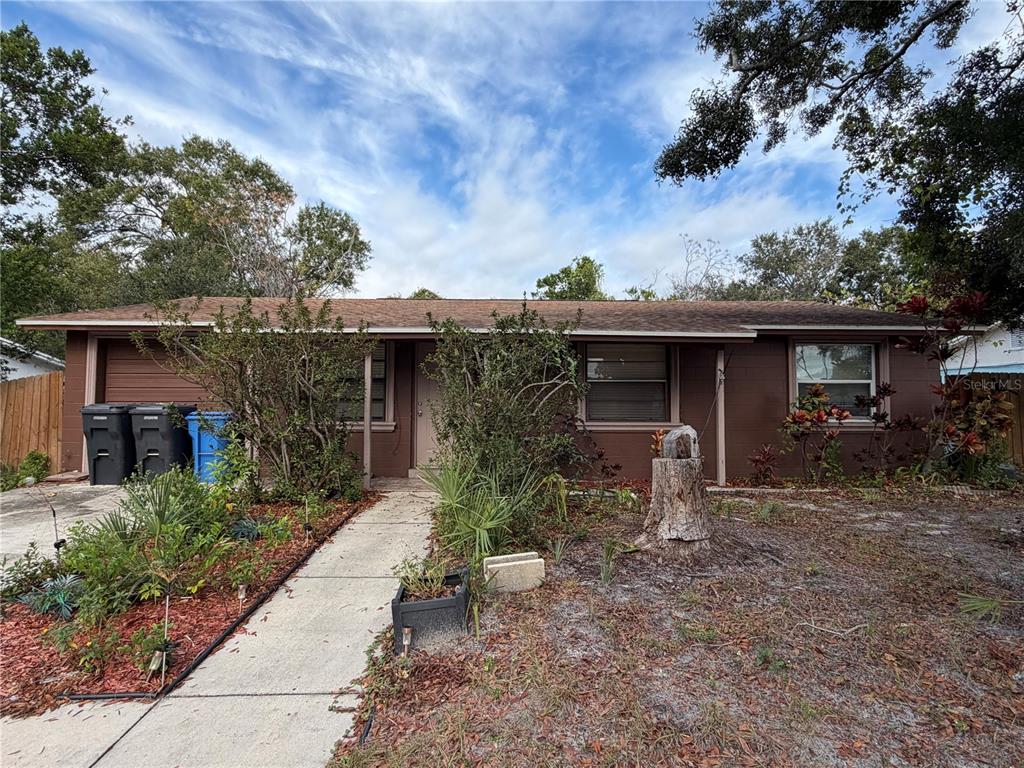 6513 RUNNINGWOODS DRIVE