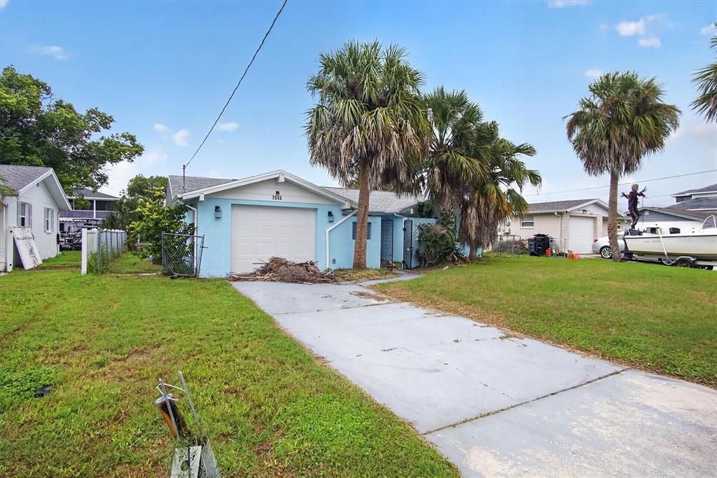 7313 MAKO DRIVE, HUDSON, FL — photo 2 of 40