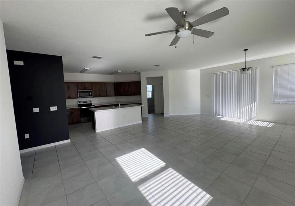 7054 CRUZ COURT, LAKELAND, FL — photo 4 of 20