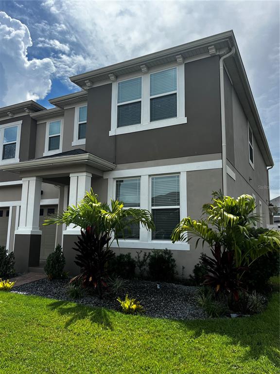 8118 PLATTS AVENUE, ORLANDO, FL — photo 2 of 45