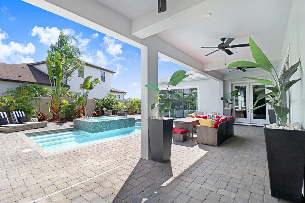 9260 SANDERS TREE LOOP, WESLEY CHAPEL, FL — photo 4 of 30