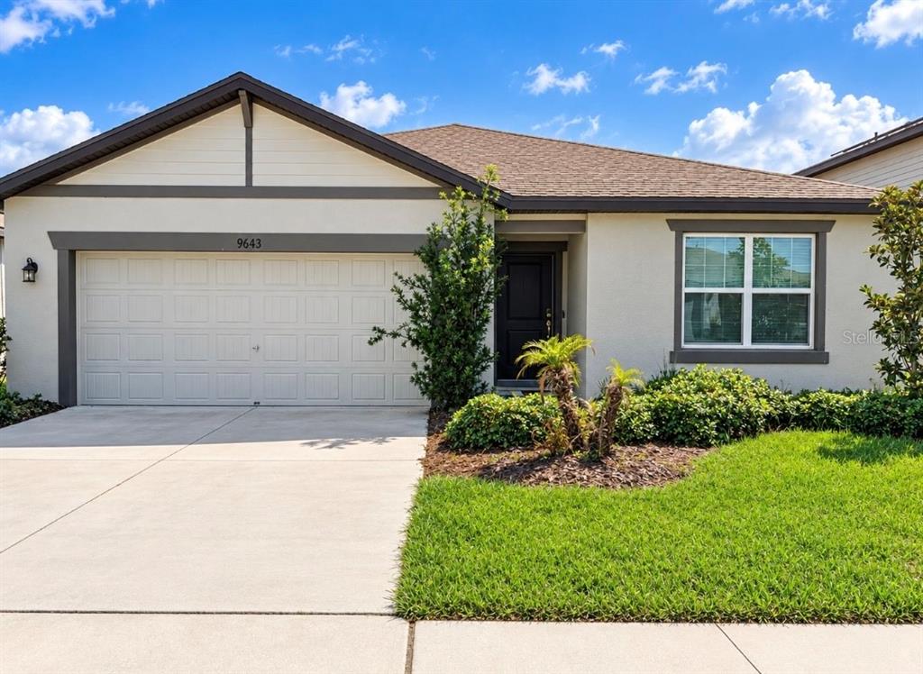 9643 SUMMERS CAY CIRCLE, THONOTOSASSA, FL — photo 2 of 16