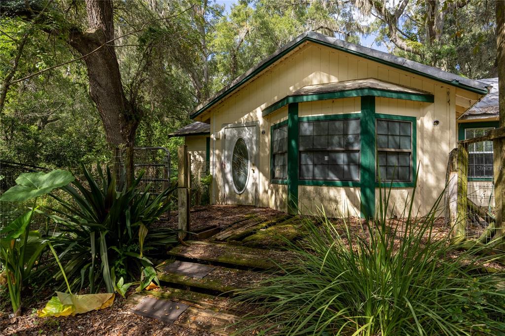 18918 NW COUNTY ROAD 2054