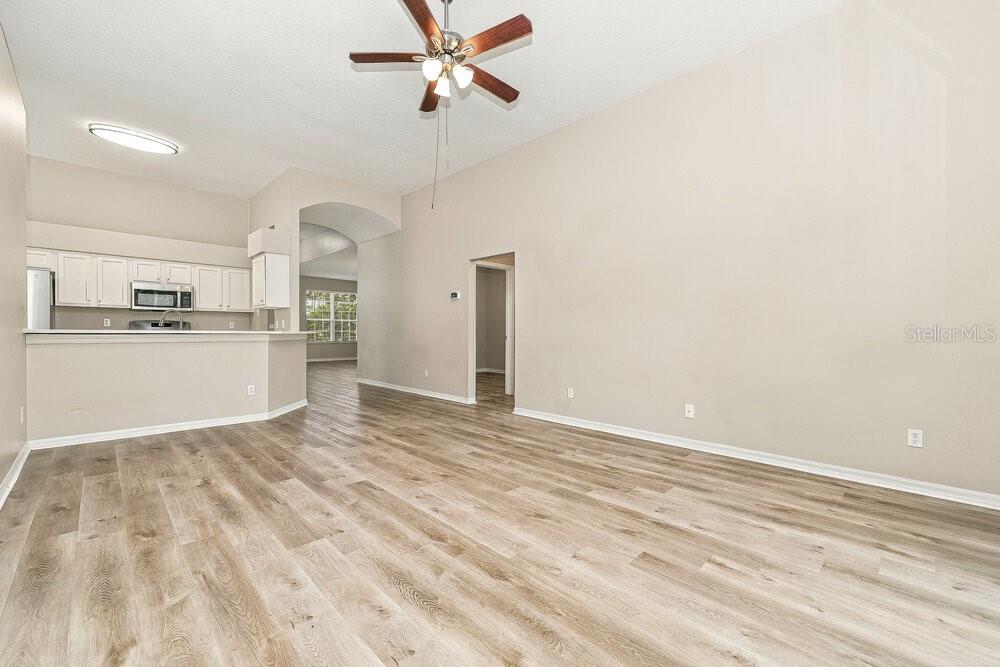 1614 WAKEFIELD DRIVE, BRANDON, FL — photo 3 of 16