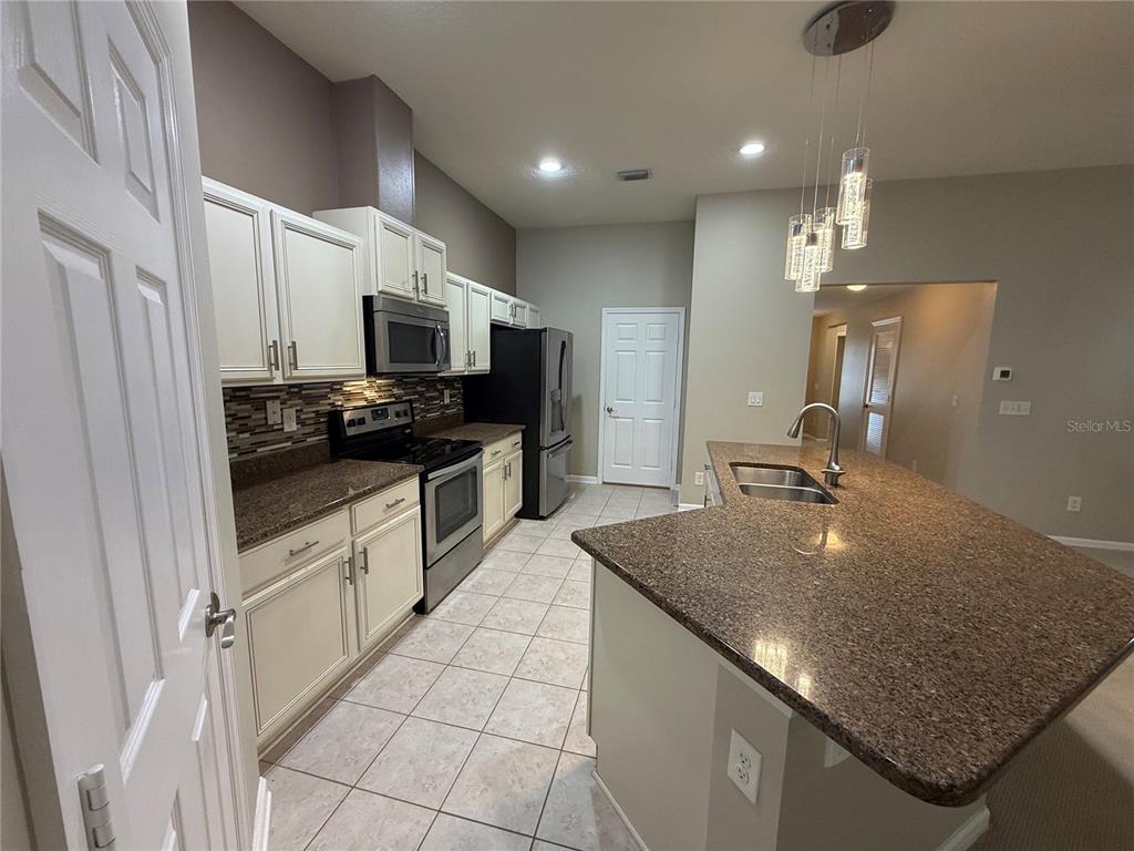 120 PRESTWICK GRANDE DRIVE, DAYTONA BEACH, FL — photo 2 of 30