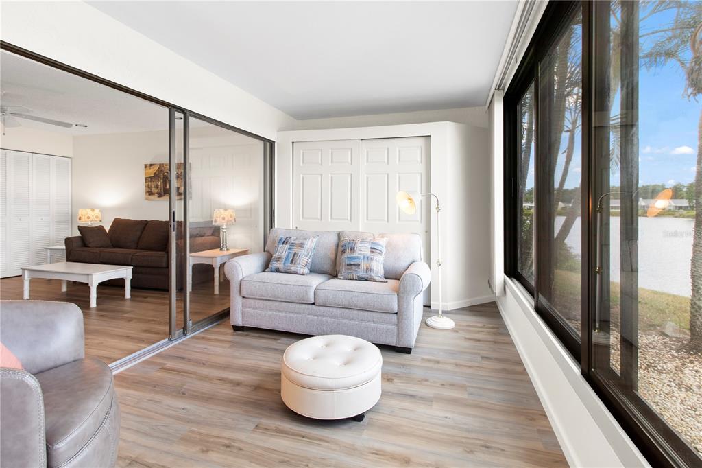220 LAKEWOOD DRIVE UNIT 220, BRADENTON, FL — photo 4 of 30