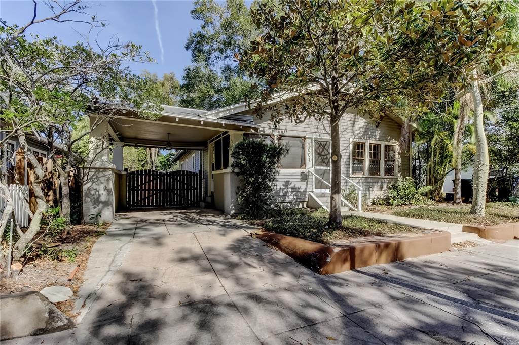 1004 E CRENSHAW STREET, TAMPA, FL — photo 4 of 30