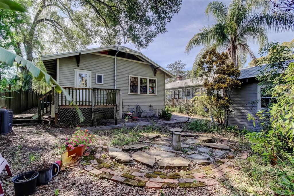 1004 E CRENSHAW STREET, TAMPA, FL — photo 5 of 30