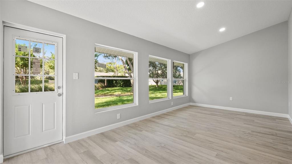 1385 SUMMERWOOD COURT, SPRING HILL, FL — photo 5 of 30