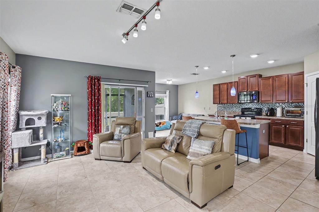 4956 REFLECTING POND CIRCLE, WIMAUMA, FL — photo 5 of 30