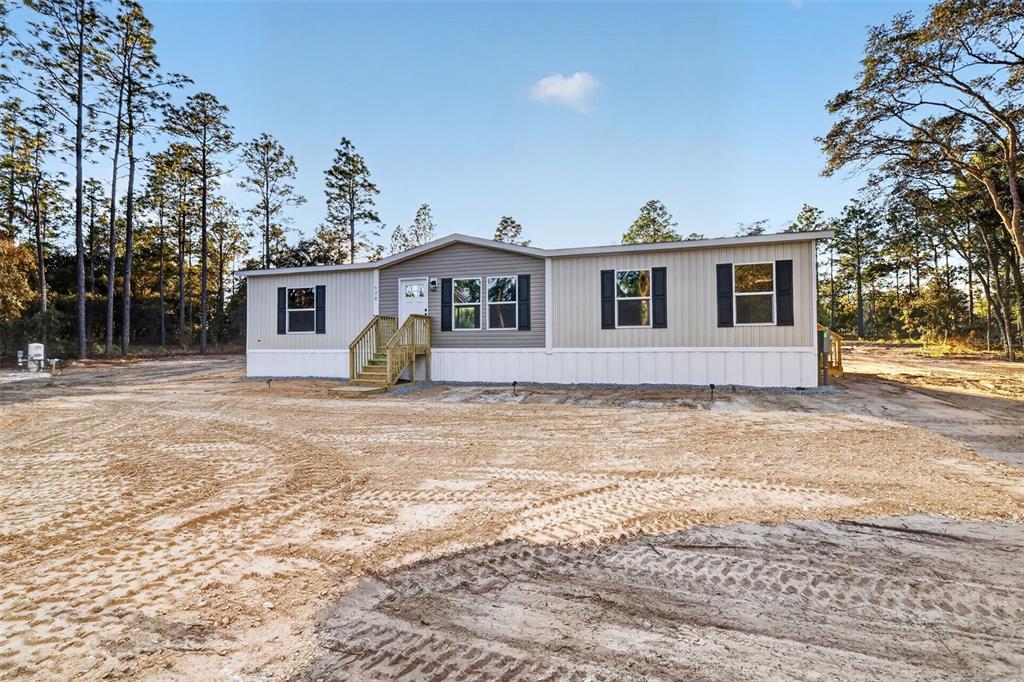 170 NE 138TH AVENUE, WILLISTON, FL — photo 3 of 29