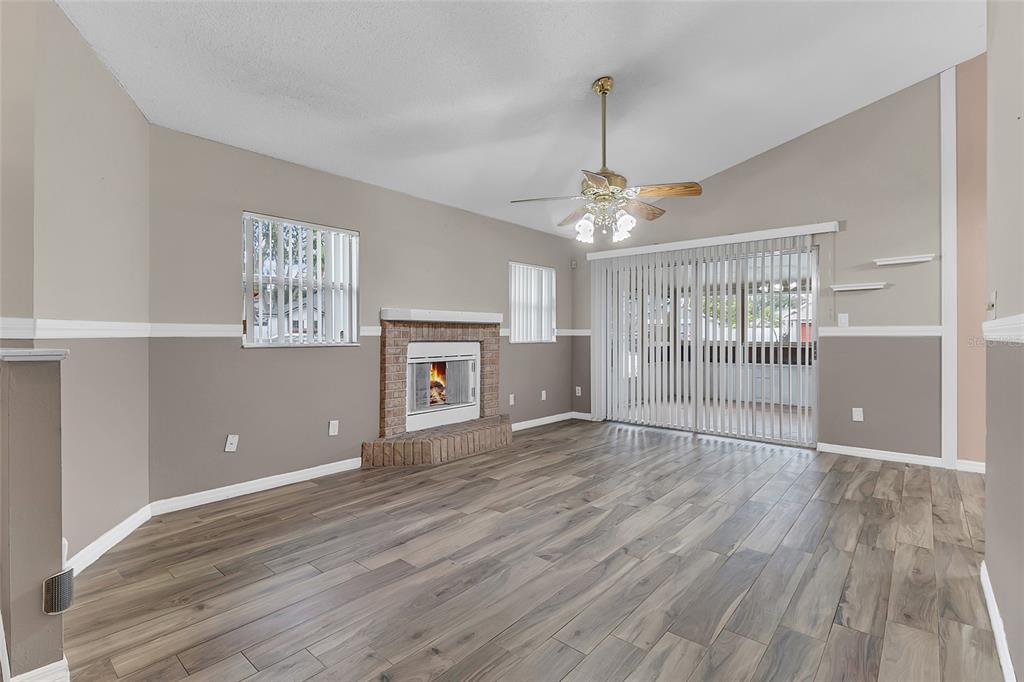 2601 BRIANA COURT, ORLANDO, FL — photo 4 of 39