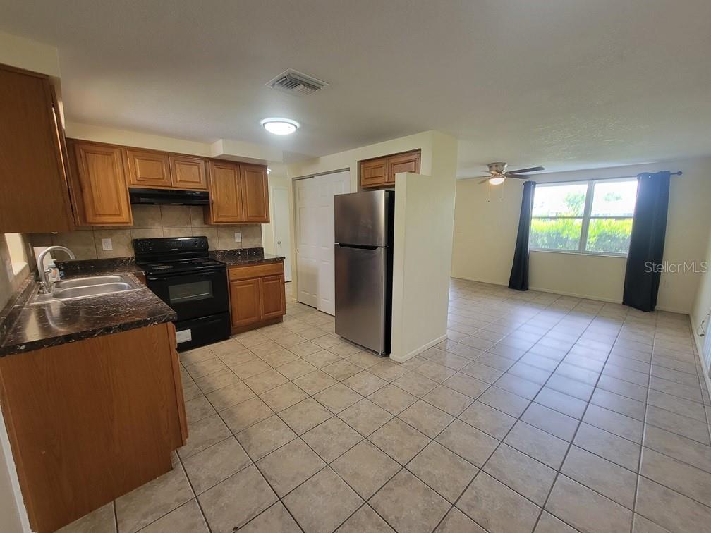 6207 OHIO AVENUE, NEW PORT RICHEY, FL — photo 5 of 17