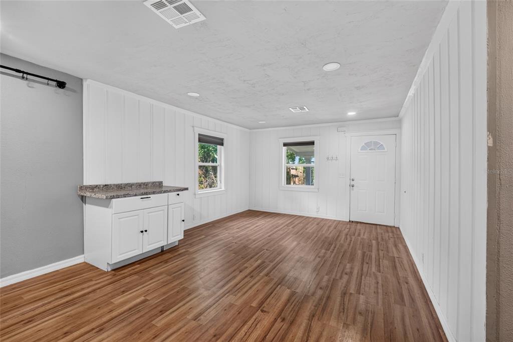 520 SE 5TH STREET, WILLISTON, FL — photo 3 of 16