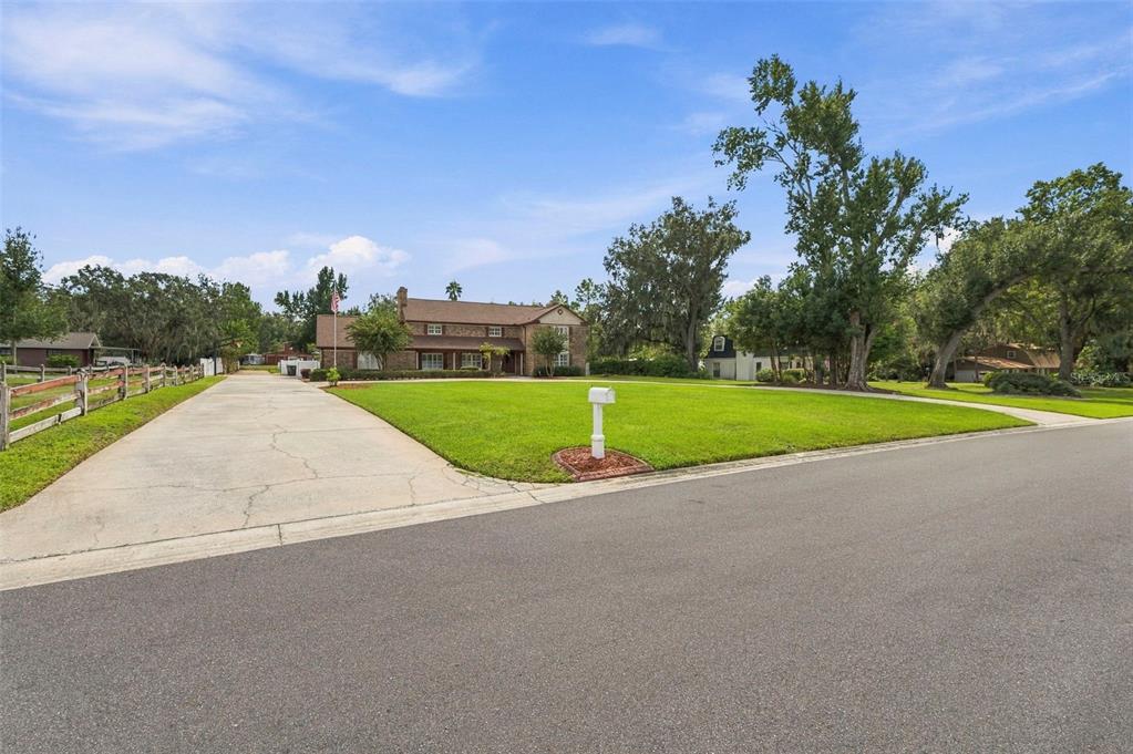 115 HICKORY CREEK DRIVE, BRANDON, FL — photo 5 of 30