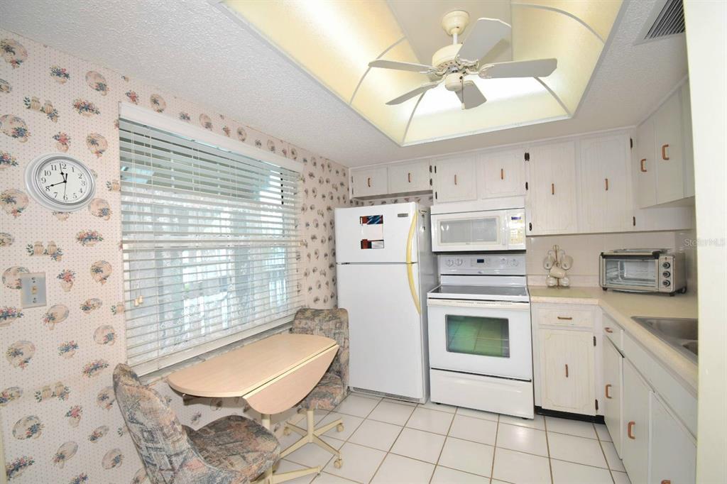 948 VIRGINIA STREET UNIT 210, DUNEDIN, FL — photo 3 of 30