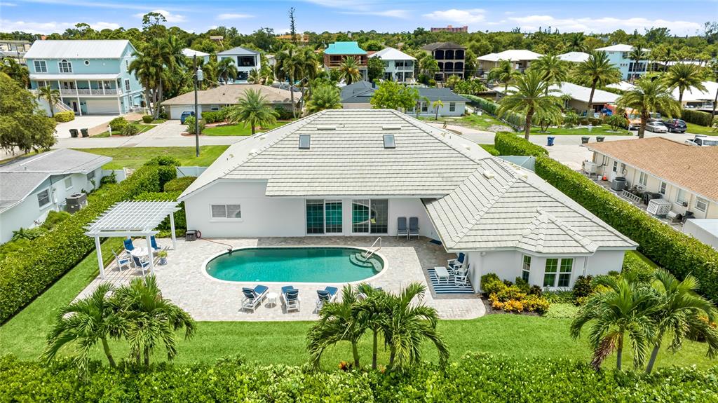 7780 HOLIDAY DRIVE N, SARASOTA, FL — photo 3 of 30