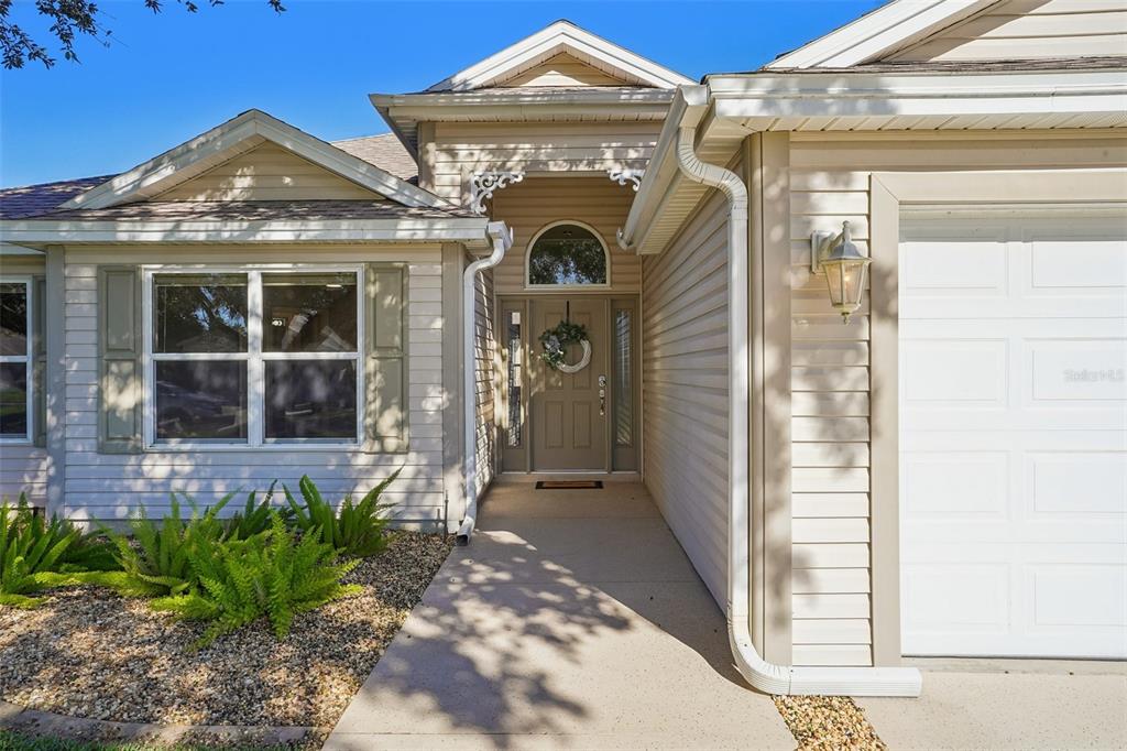 1897 CARYLE LANE, THE VILLAGES, FL — photo 4 of 41
