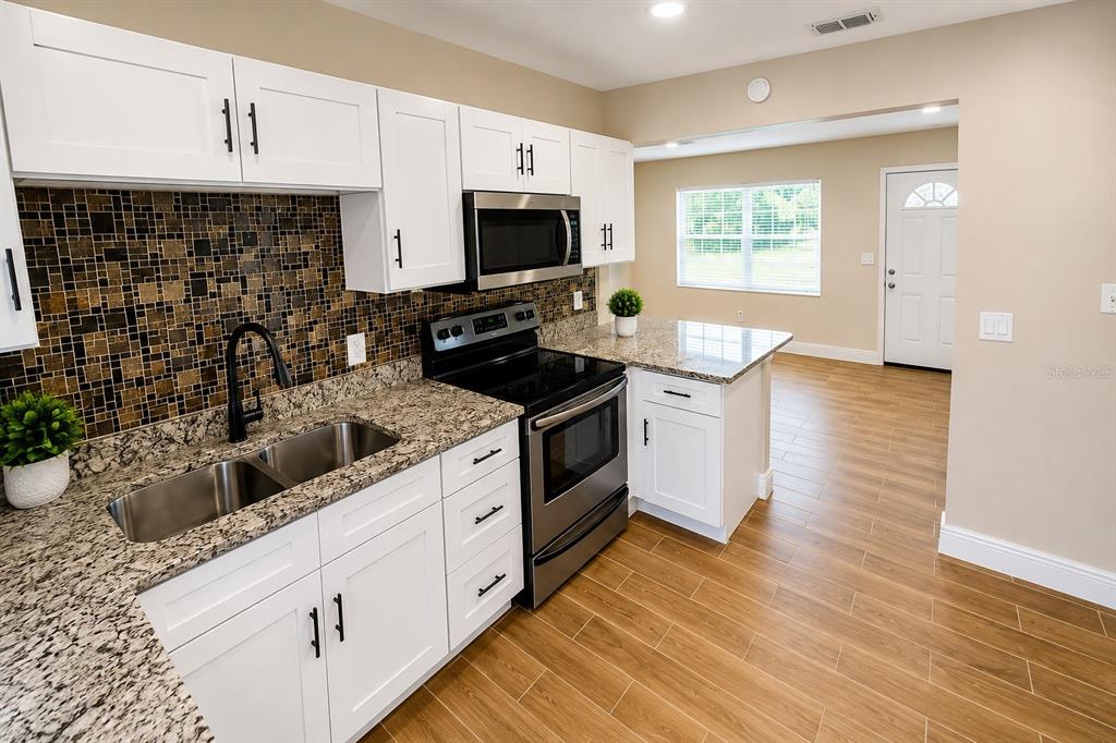 6041 DUBLIN DRIVE, NEW PORT RICHEY, FL — photo 5 of 14